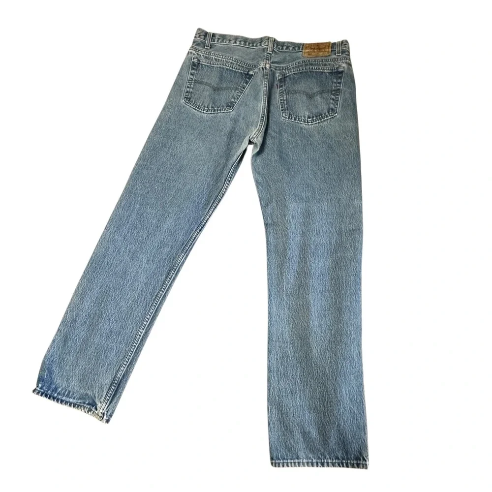 Vintage Levi's 501 Jeans Mens 38x32 Classic Medium Wash Blue Button Fly USA